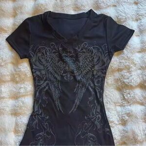 Women’s Black Graphic Wing Tee - Fitted V-Neck